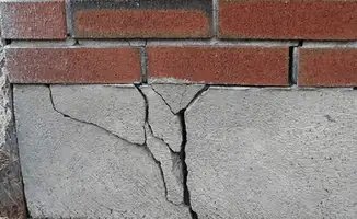 Concrete foundation with serious structural damage in Cedar Rapids, IA